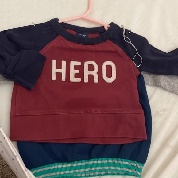 2 Sweaters - Picture 2 of 2